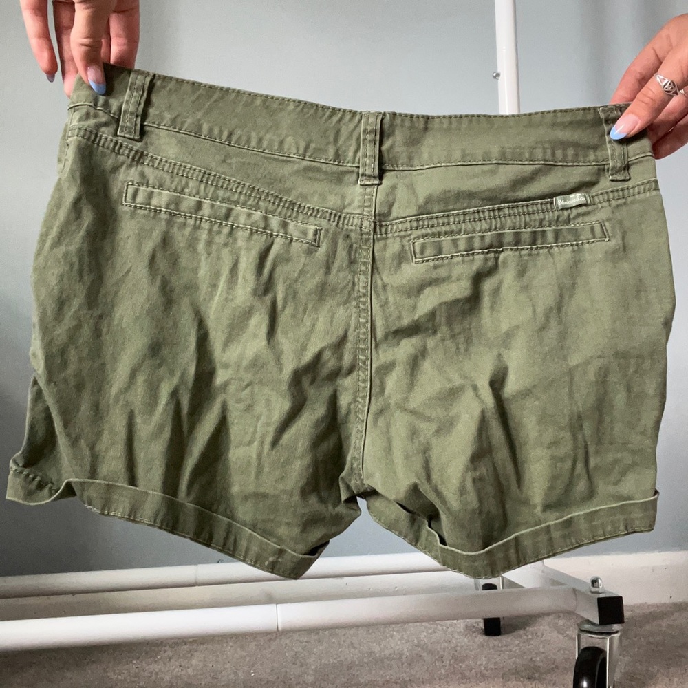 Size 9 green shorts
